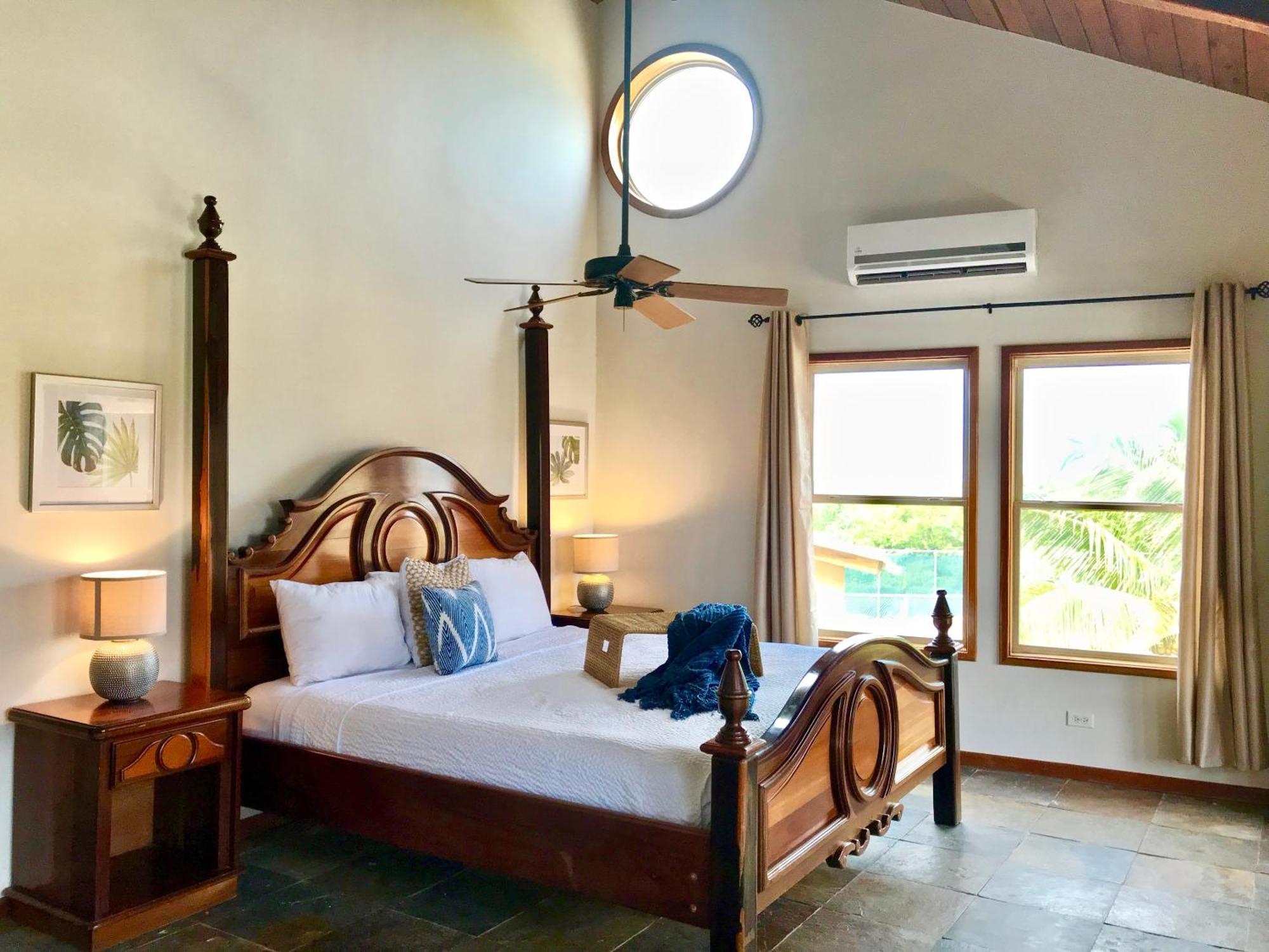 Villa Serenity San Pedro  Room photo